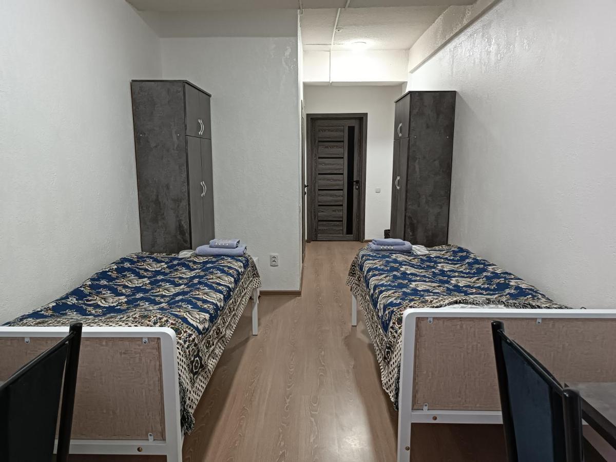 Nomad Inn Bishkek Bagian luar foto