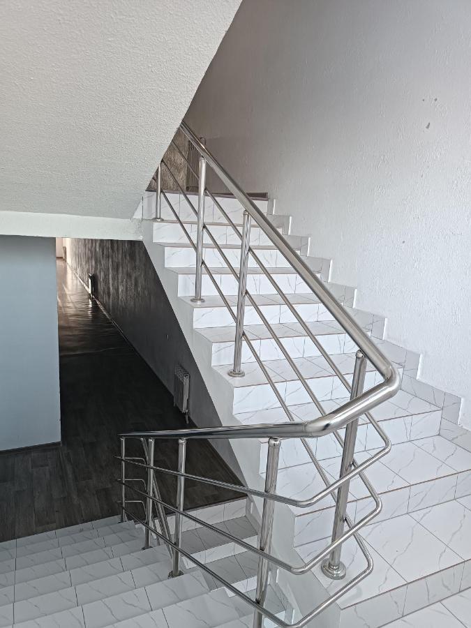 Nomad Inn Bishkek Bagian luar foto