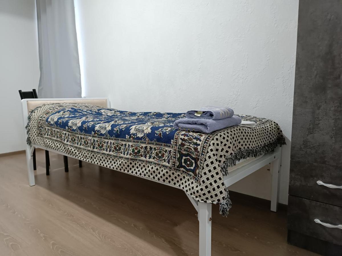 Nomad Inn Bishkek Bagian luar foto