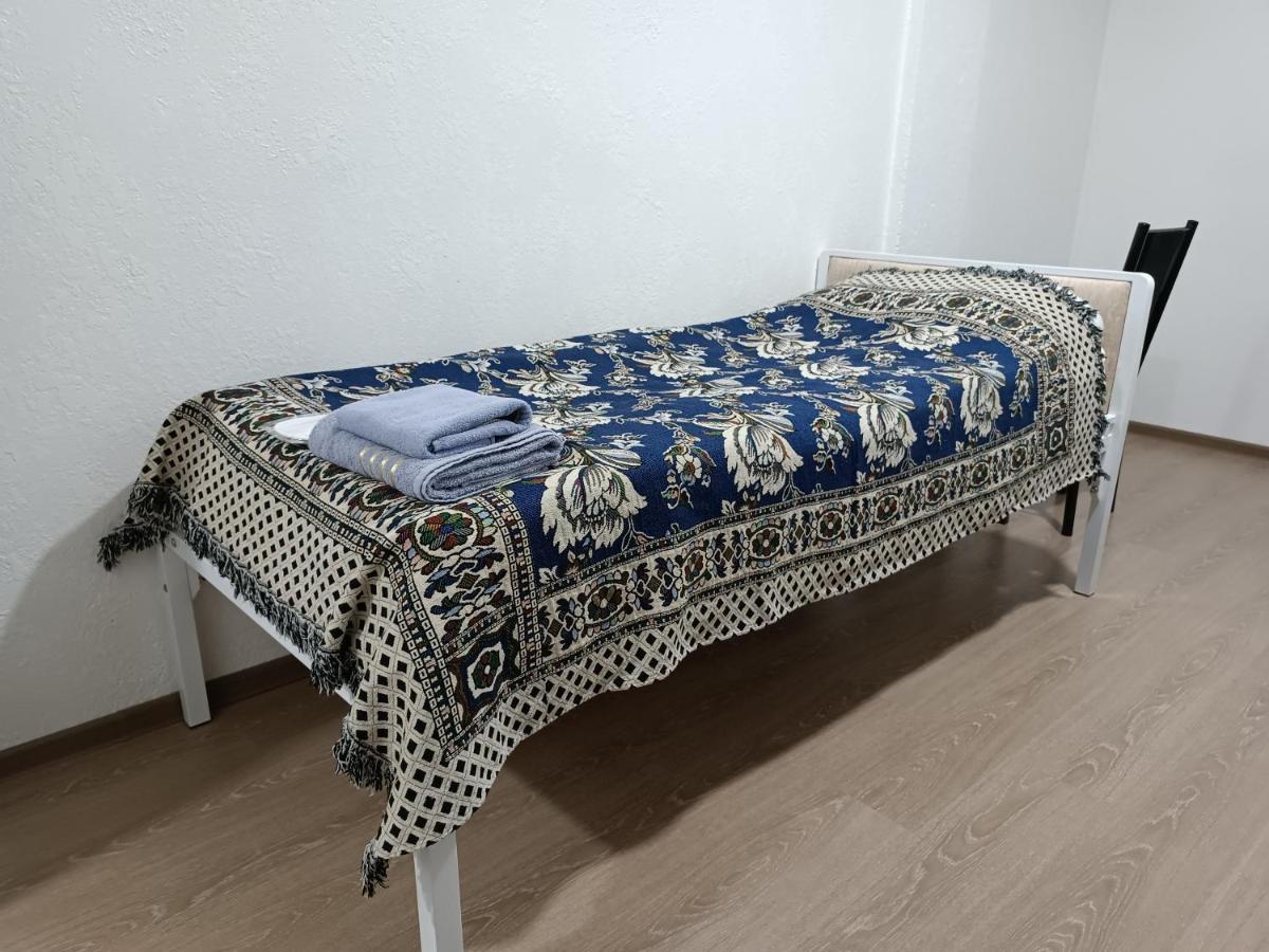 Nomad Inn Bishkek Bagian luar foto