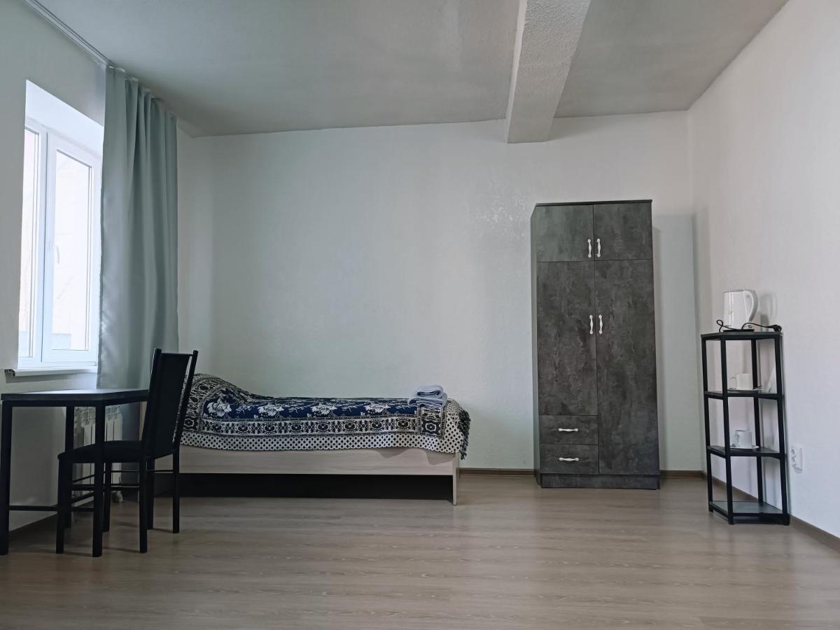 Nomad Inn Bishkek Bagian luar foto