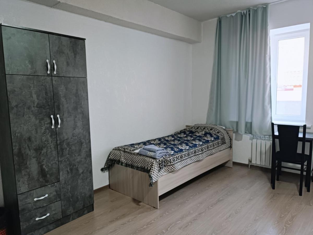 Nomad Inn Bishkek Bagian luar foto