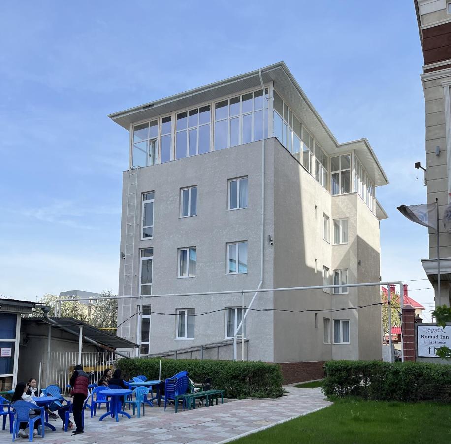 Nomad Inn Bishkek Bagian luar foto